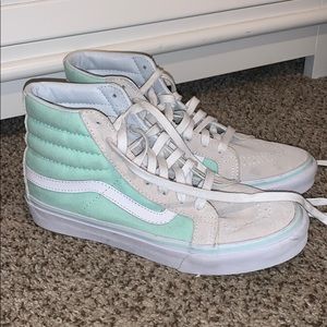 Mint high top Vans